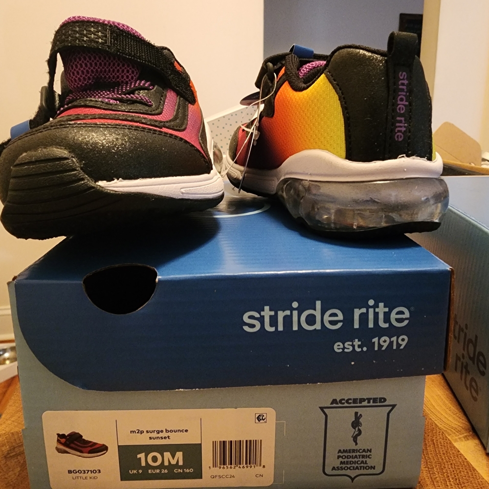 Stride Rite Kids' Black and Pink Light Up Sneakers New